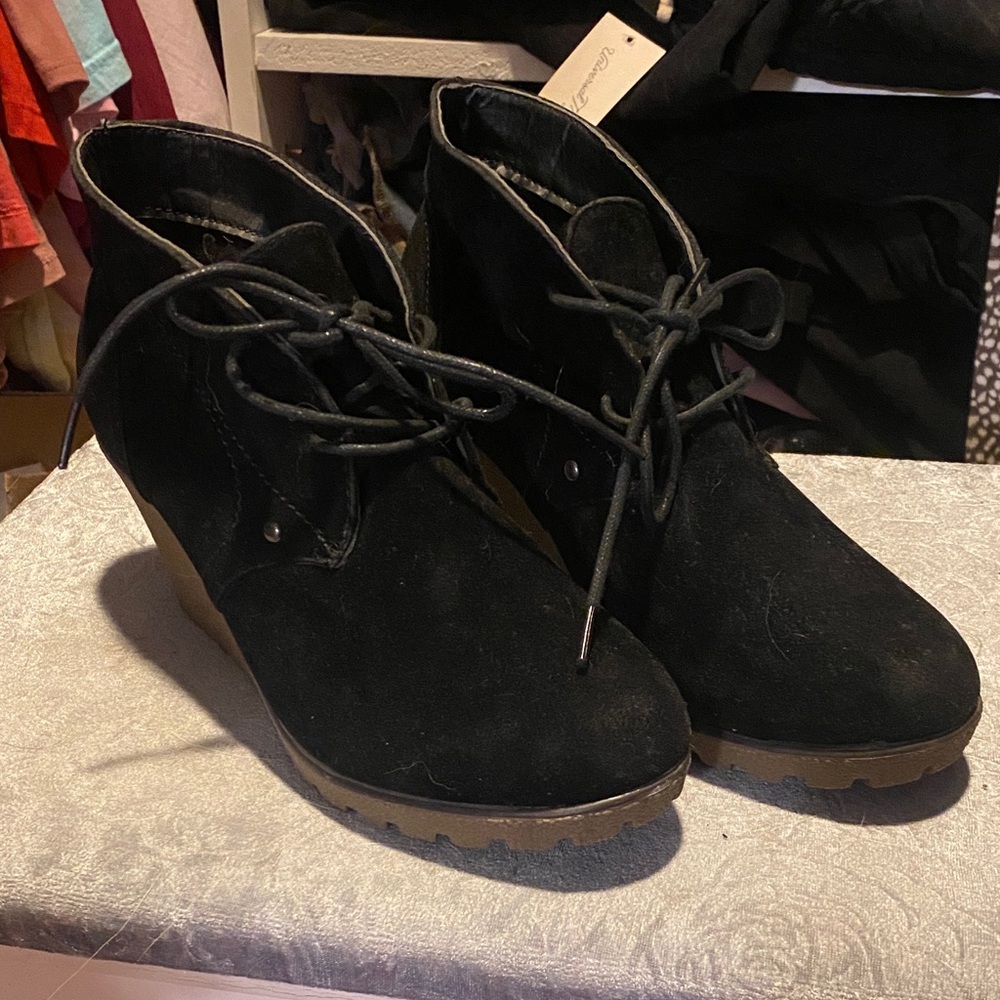 1st Kiss Black Lace Up Suede Boots